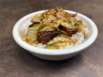 cabbage-and-green-onion-stir-fry-with-pork