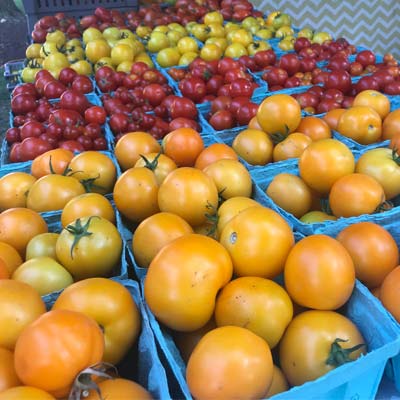 medina-farmers-market-tomatoes.jpg